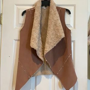 Fur vest